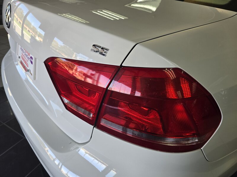 2012 Volkswagen Passat SE PZEV 4DR SEDAN - Photo 27 - Hamilton, OH 45015