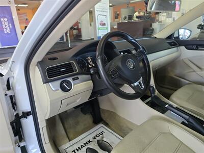 2012 Volkswagen Passat SE PZEV 4DR SEDAN - Photo 6 - Hamilton, OH 45015
