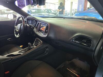 2020 Dodge Challenger GT 2DR COUPE V6 - Photo 12 - Hamilton, OH 45015