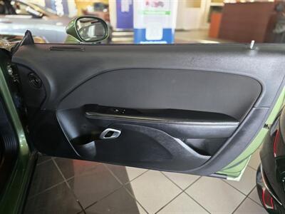 2022 Dodge Challenger R/T 2DR COUPE/HEMI - Photo 12 - Hamilton, OH 45015