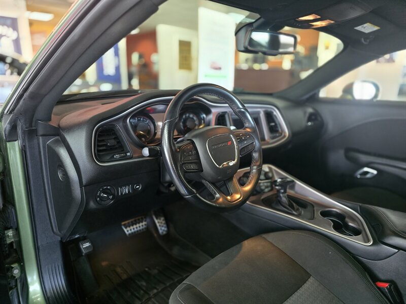 2022 Dodge Challenger R/T 2DR COUPE/HEMI - Photo 8 - Hamilton, OH 45015