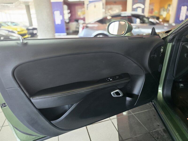 2022 Dodge Challenger R/T 2DR COUPE/HEMI - Photo 7 - Hamilton, OH 45015
