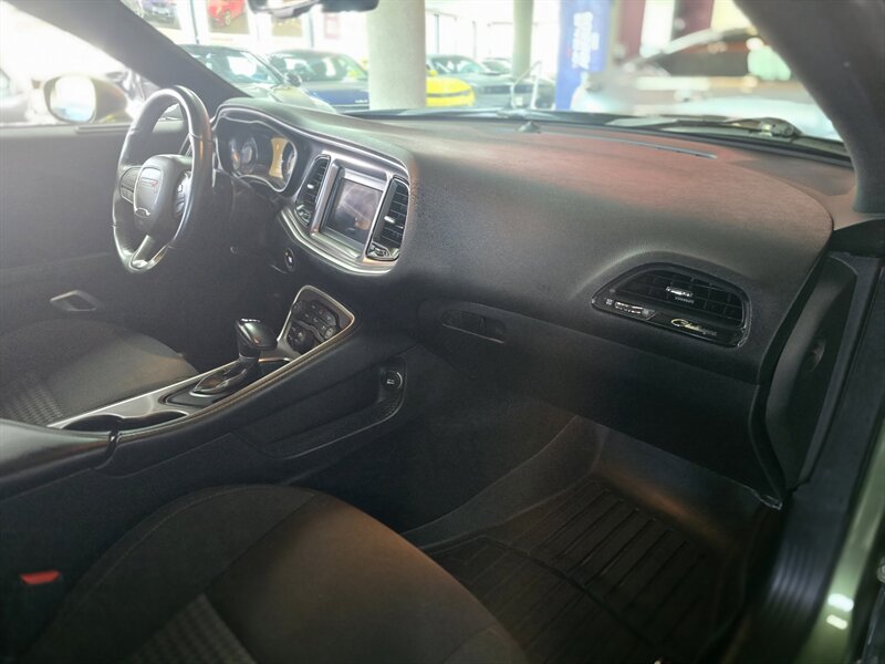2022 Dodge Challenger R/T 2DR COUPE/HEMI - Photo 13 - Hamilton, OH 45015