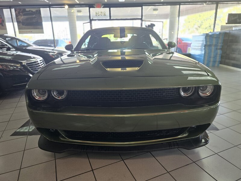 2022 Dodge Challenger R/T 2DR COUPE/HEMI - Photo 2 - Hamilton, OH 45015