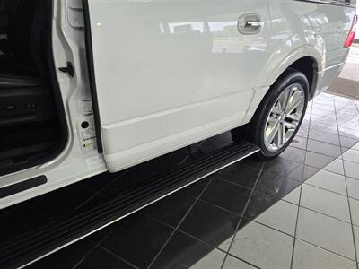 2016 Ford Expedition EL Platinum 4DR SUV 4X4   - Photo 37 - Hamilton, OH 45015