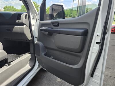 2016 Nissan NV 1500 S 3DR CARGO VAN   - Photo 9 - Hamilton, OH 45015