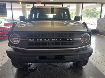 2021 Ford Bronco   - Photo 2 - Hamilton, OH 45015