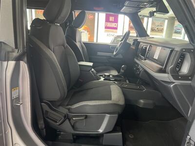 2021 Ford Bronco   - Photo 14 - Hamilton, OH 45015