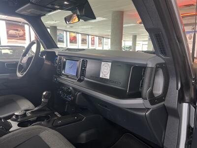 2021 Ford Bronco   - Photo 13 - Hamilton, OH 45015