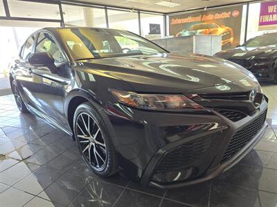 2023 Toyota Camry SEL 4DR SEDAN   - Photo 4 - Hamilton, OH 45015