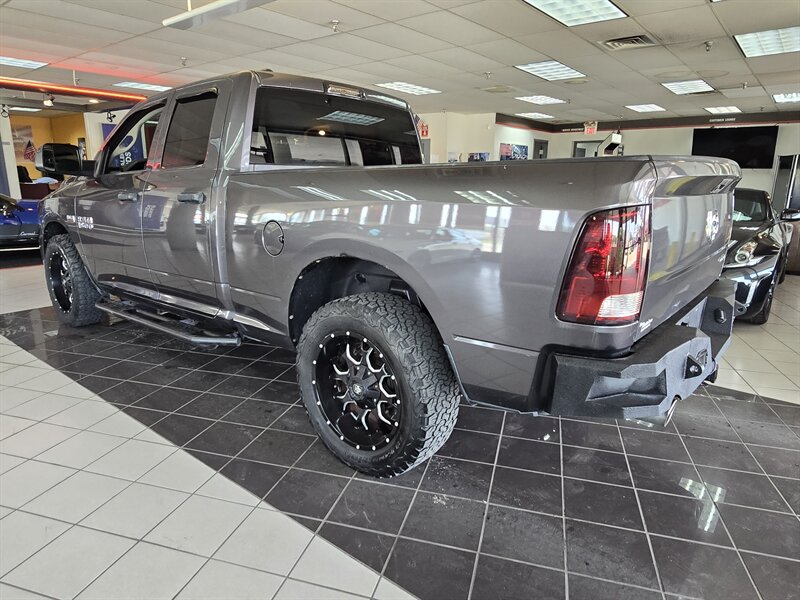 2014 RAM 1500 Express 4DR QUAD CAB 4X4 - Photo 6 - Hamilton, OH 45015
