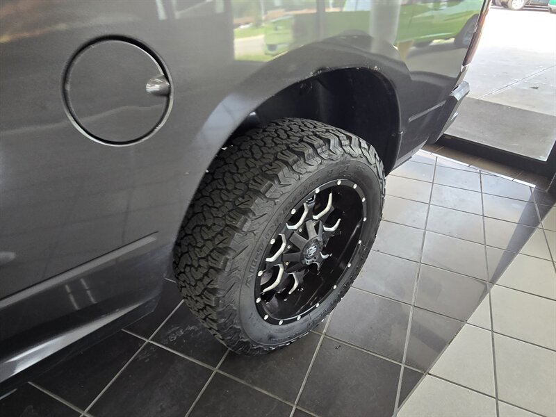 2014 RAM 1500 Express 4DR QUAD CAB 4X4 - Photo 29 - Hamilton, OH 45015