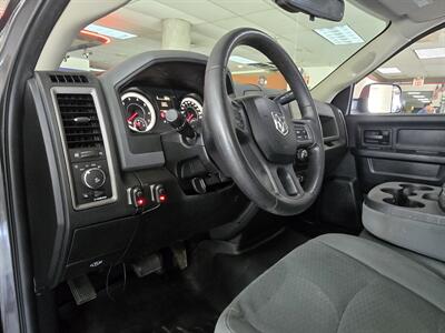 2014 RAM 1500 Express 4DR QUAD CAB 4X4 - Photo 8 - Hamilton, OH 45015