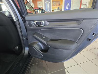 2025 Honda Civic LX 4DR SEDAN   - Photo 15 - Hamilton, OH 45015