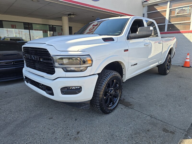 2022 RAM 2500 Laramie CREW CAB 4X4   - Photo 1 - Hamilton, OH 45015