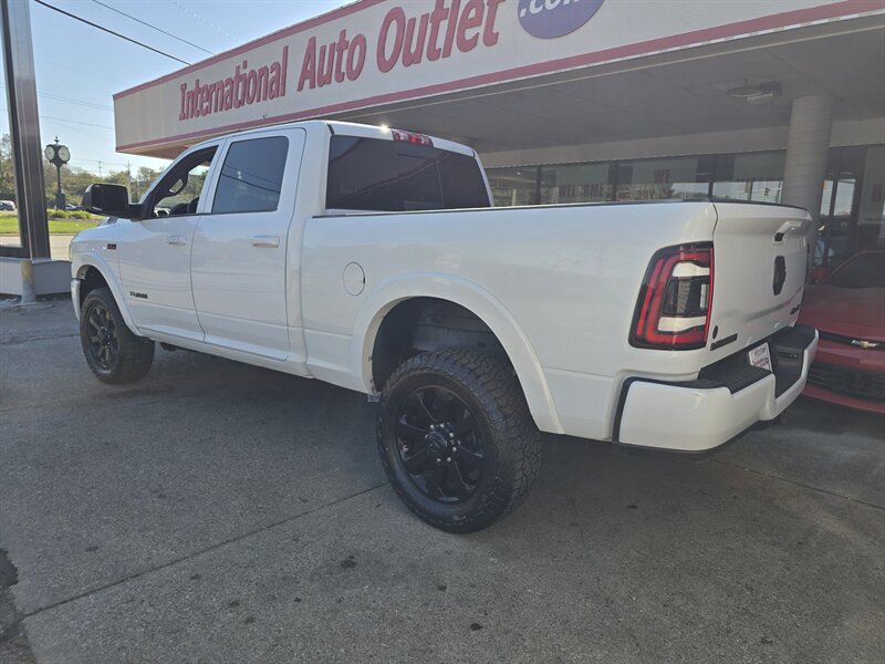2022 RAM 2500 Laramie CREW CAB 4X4 - Photo 6 - Hamilton, OH 45015