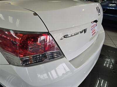 2010 Honda Accord EX-L  4DR SEDAN   - Photo 29 - Hamilton, OH 45015
