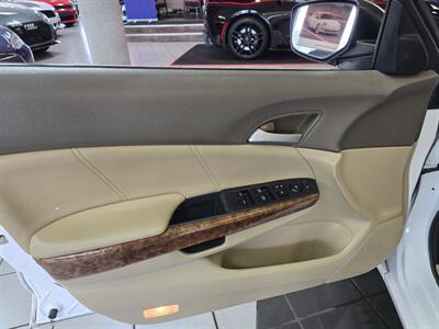 2010 Honda Accord EX-L  4DR SEDAN   - Photo 7 - Hamilton, OH 45015