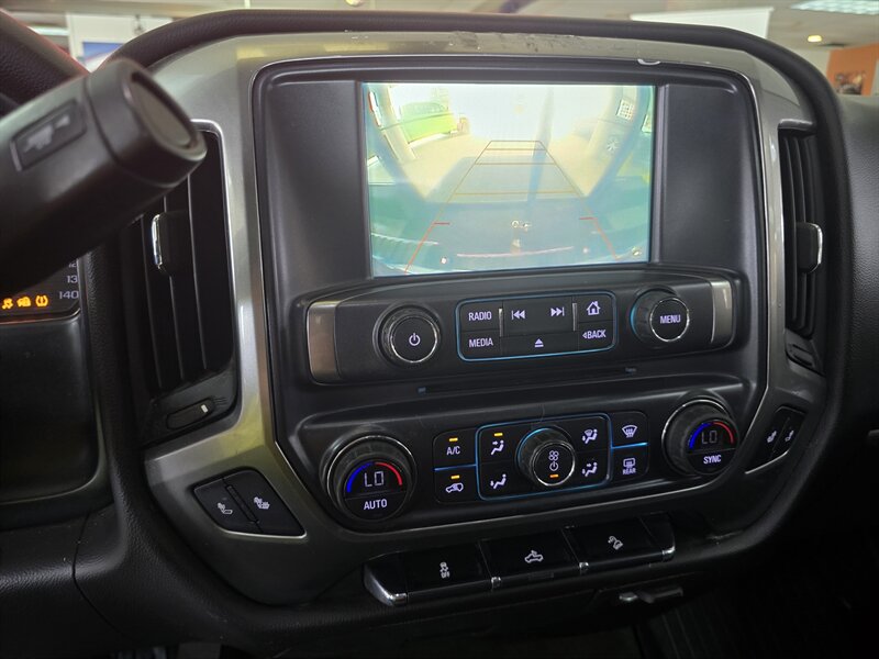 2018 Chevrolet Silverado 1500 LT EXTENDED CAB 4X4/Z71 - Photo 21 - Hamilton, OH 45015