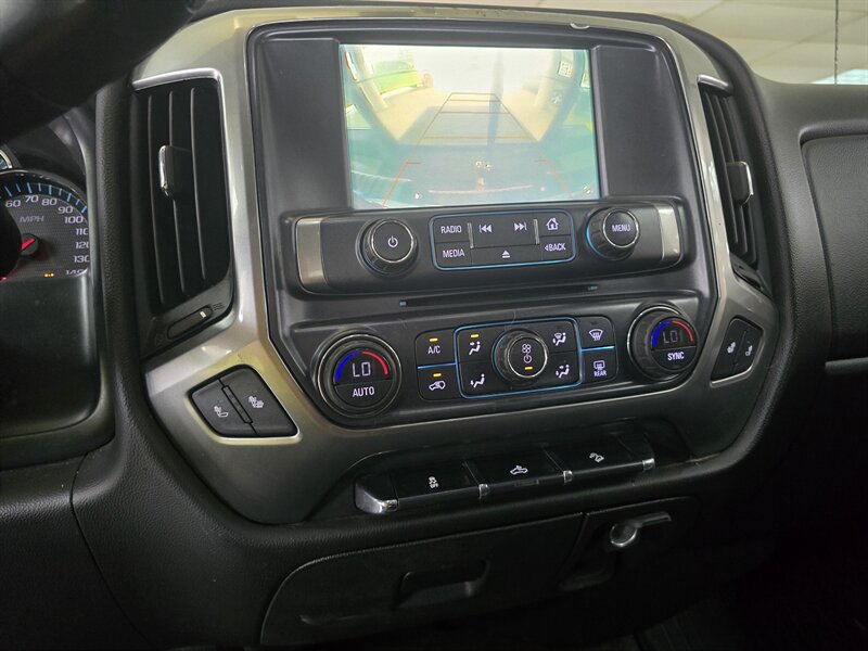 2018 Chevrolet Silverado 1500 LT EXTENDED CAB 4X4/Z71 - Photo 22 - Hamilton, OH 45015