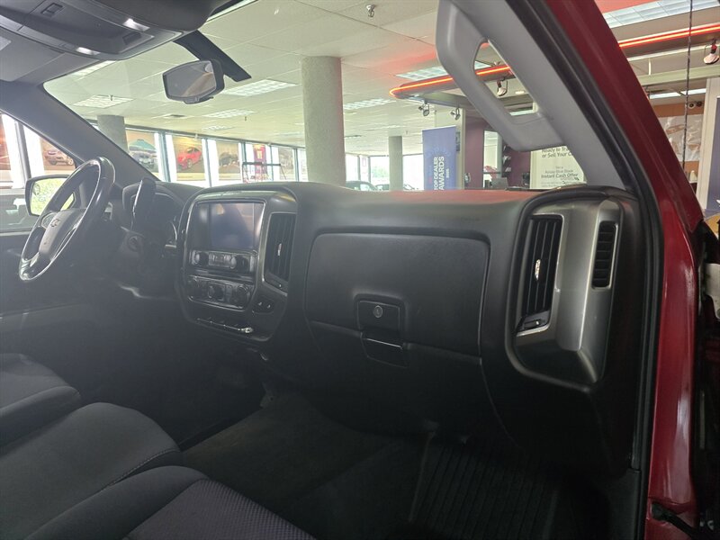 2018 Chevrolet Silverado 1500 LT EXTENDED CAB 4X4/Z71 - Photo 13 - Hamilton, OH 45015