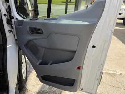 2017 Ford Transit 250 3DR CARGO VAN /V6/LOW ROOF - Photo 22 - Hamilton, OH 45015
