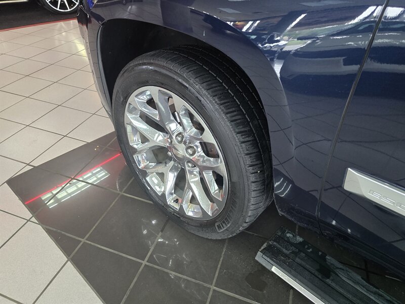 2018 Cadillac Escalade Premium Luxury - Photo 37 - Hamilton, OH 45015