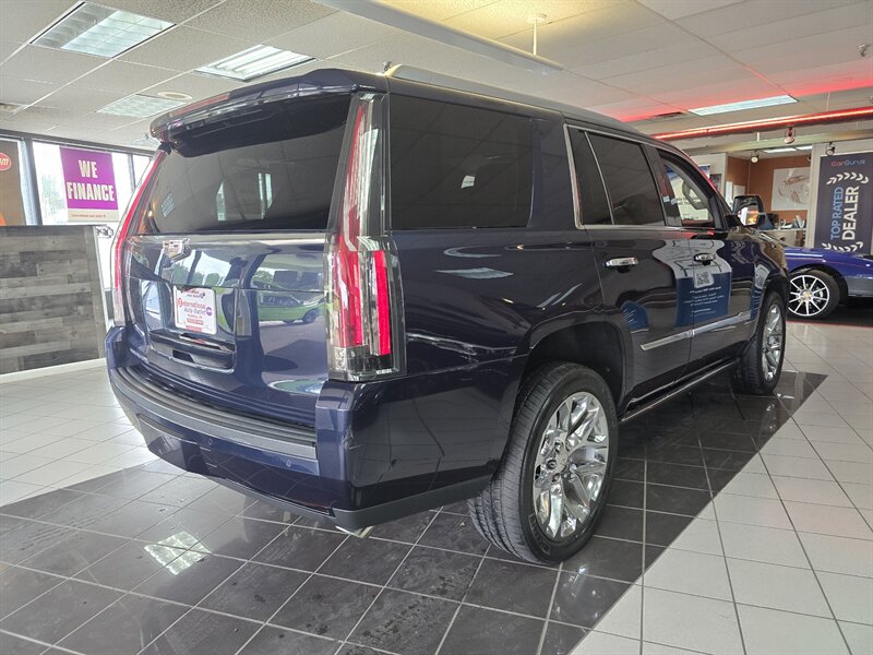 2018 Cadillac Escalade Premium Luxury - Photo 4 - Hamilton, OH 45015