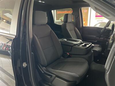 2020 Chevrolet Silverado 1500 LT   - Photo 24 - Hamilton, OH 45015