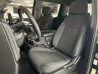 2020 Chevrolet Silverado 1500 LT   - Photo 10 - Hamilton, OH 45015