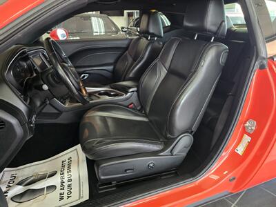 2020 Dodge Challenger SXT 2DR COUPE - Photo 9 - Hamilton, OH 45015