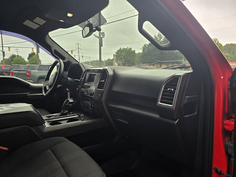 2015 Ford F-150 XLT EXTENDED CAB 4X4 - Photo 13 - Hamilton, OH 45015