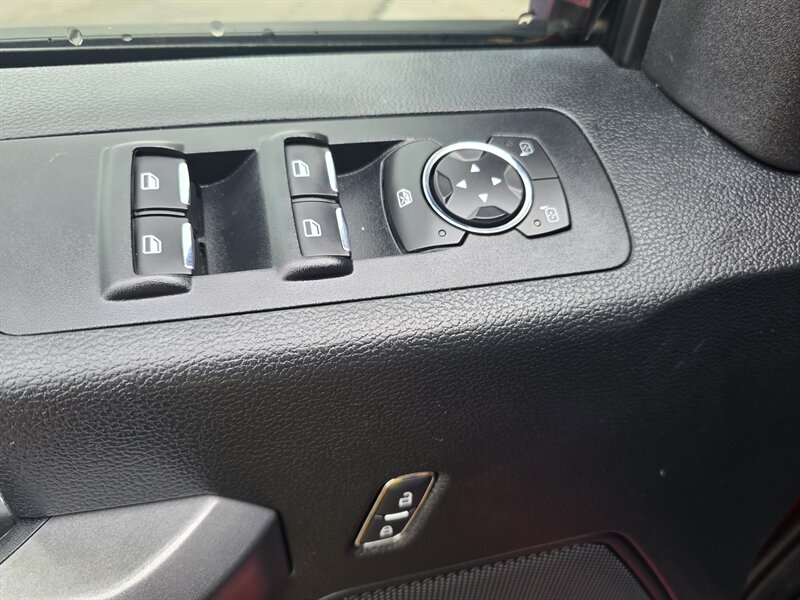 2015 Ford F-150 XLT EXTENDED CAB 4X4 - Photo 18 - Hamilton, OH 45015