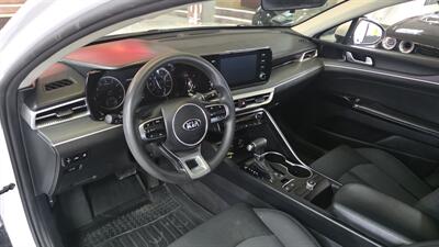 2021 Kia K5 LXS 4DR SEDAN   - Photo 11 - Hamilton, OH 45015