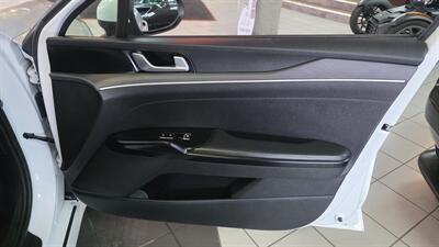 2021 Kia K5 LXS 4DR SEDAN   - Photo 27 - Hamilton, OH 45015
