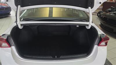 2021 Kia K5 LXS 4DR SEDAN   - Photo 28 - Hamilton, OH 45015