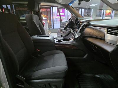 2017 GMC Yukon SLE 4DR SUV 4X4   - Photo 17 - Hamilton, OH 45015