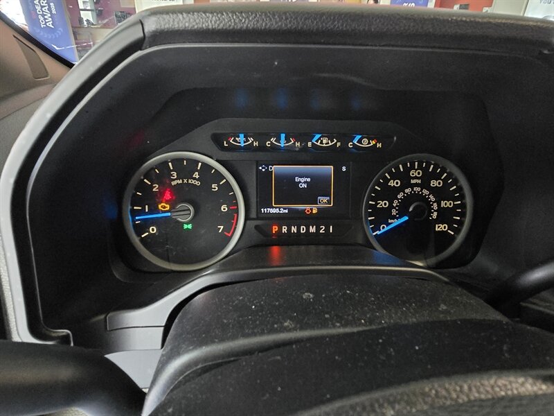 2016 Ford F-150 XLT SUPER CREW 4X4 - Photo 30 - Hamilton, OH 45015
