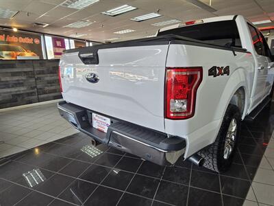 2016 Ford F-150 XLT SUPER CREW 4X4 - Photo 5 - Hamilton, OH 45015