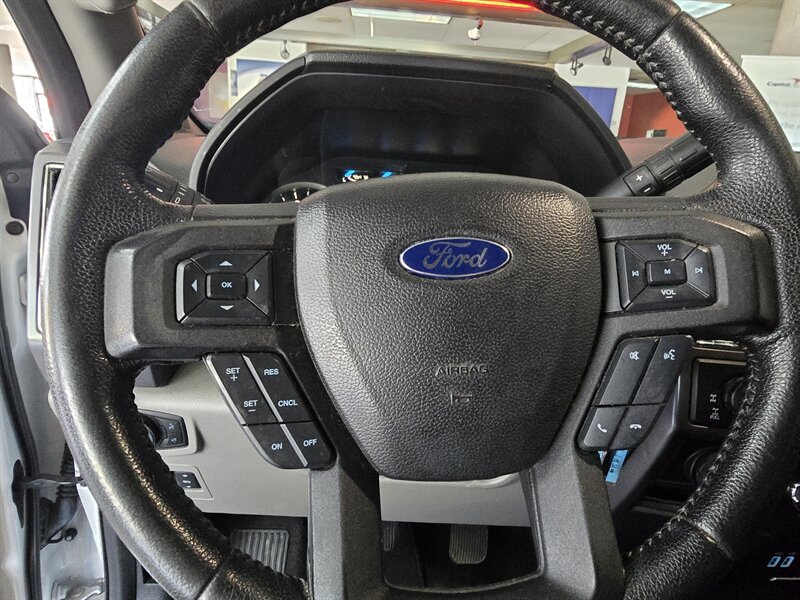 2016 Ford F-150 XLT SUPER CREW 4X4 - Photo 21 - Hamilton, OH 45015