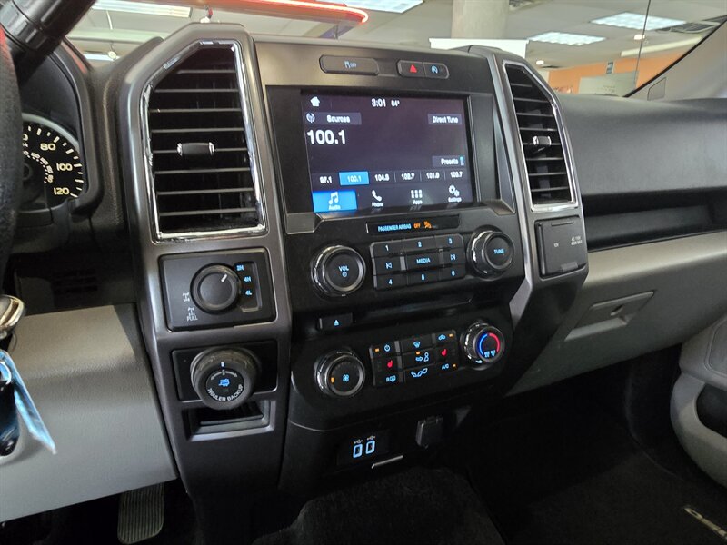 2016 Ford F-150 XLT SUPER CREW 4X4 - Photo 22 - Hamilton, OH 45015