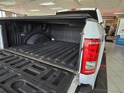 2016 Ford F-150 XLT SUPER CREW 4X4 - Photo 39 - Hamilton, OH 45015