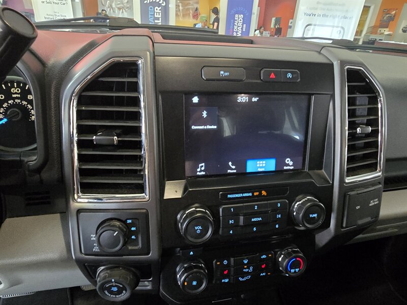 2016 Ford F-150 XLT SUPER CREW 4X4 - Photo 27 - Hamilton, OH 45015