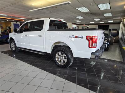 2016 Ford F-150 XLT SUPER CREW 4X4 - Photo 6 - Hamilton, OH 45015