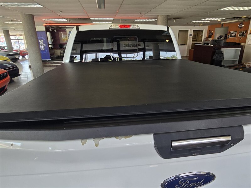 2016 Ford F-150 XLT SUPER CREW 4X4 - Photo 37 - Hamilton, OH 45015