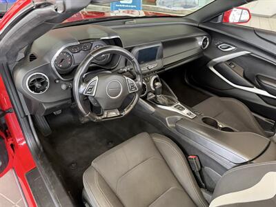 2016 Chevrolet Camaro LT 2DR CONVERTIBLE - Photo 11 - Hamilton, OH 45015