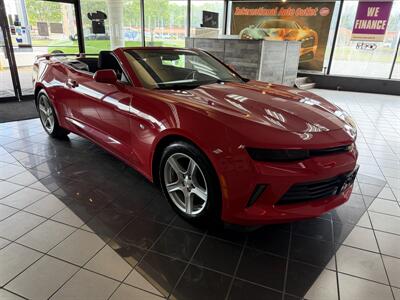 2016 Chevrolet Camaro LT 2DR CONVERTIBLE - Photo 4 - Hamilton, OH 45015
