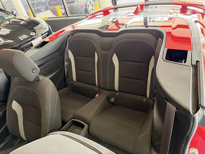 2016 Chevrolet Camaro LT 2DR CONVERTIBLE - Photo 21 - Hamilton, OH 45015