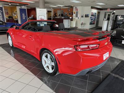 2016 Chevrolet Camaro LT 2DR CONVERTIBLE - Photo 8 - Hamilton, OH 45015
