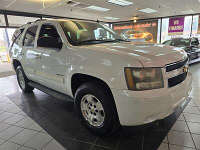 2012 Chevrolet Tahoe LT 4DR SUV 4X4/WHEELCHAIR LIFT   - Photo 4 - Hamilton, OH 45015